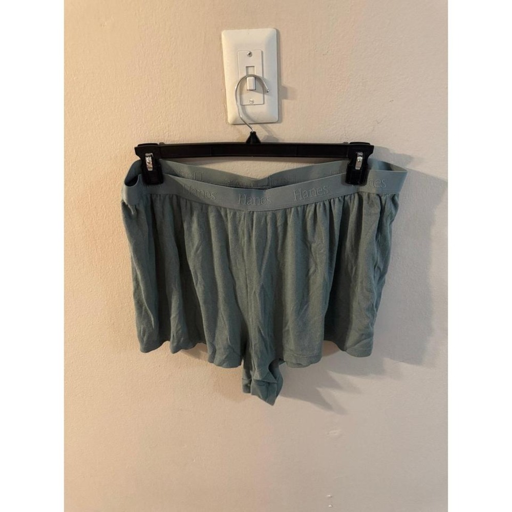 NWOT Hanes waffle boxers